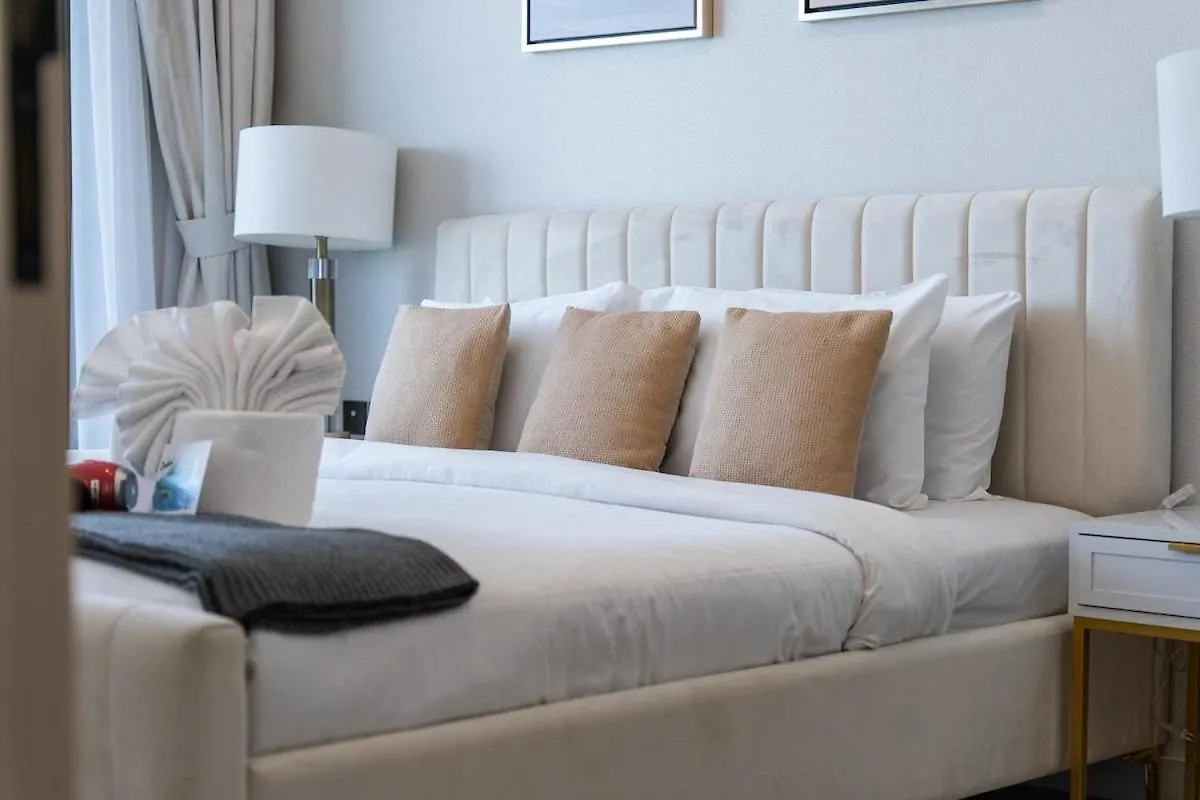 Eye-Captivating 1 Bed For 2 Apartment Dubai United Arab Emirates