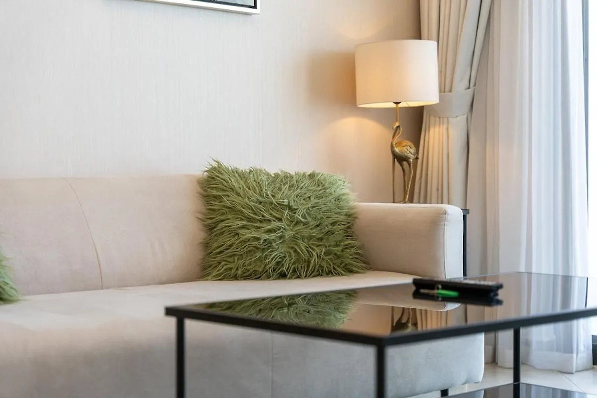 Eye-Captivating 1 Bed For 2 Apartment Dubai